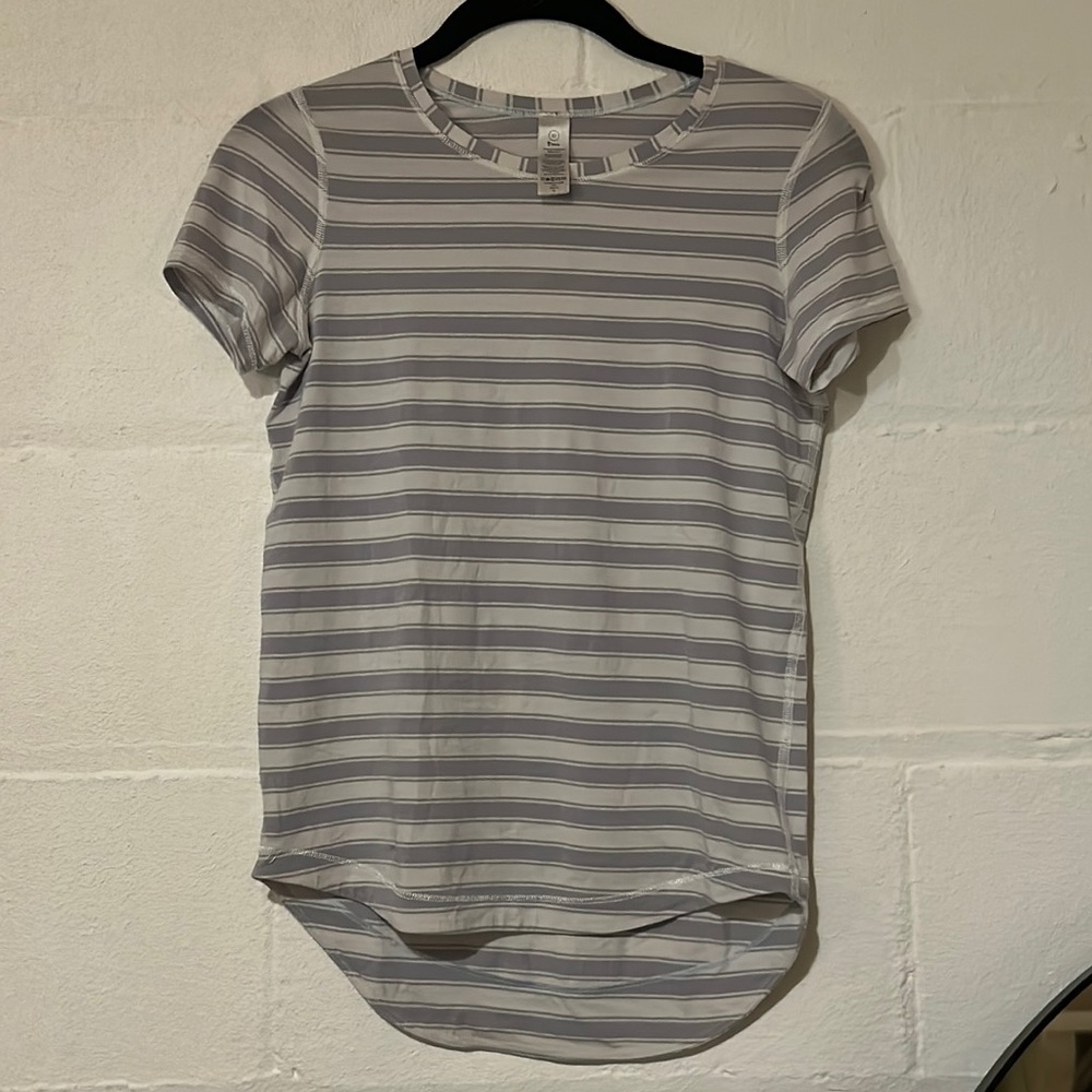 Ivivva Top